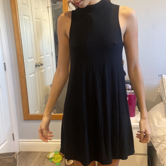 Mock neck little black dress - Picture 3 of 3